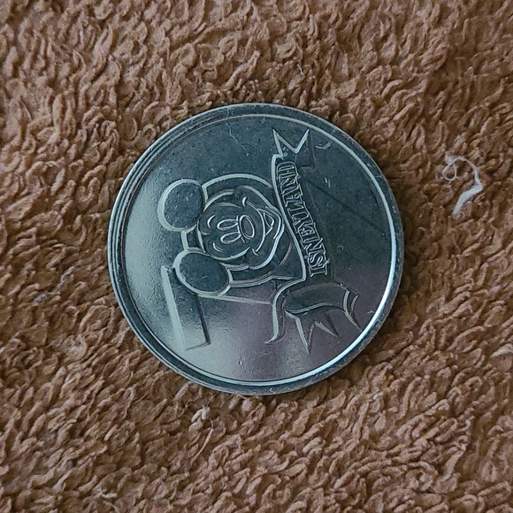 D23 Day at Disneyland Medallions- Set of 2 - Picture 2 of 4